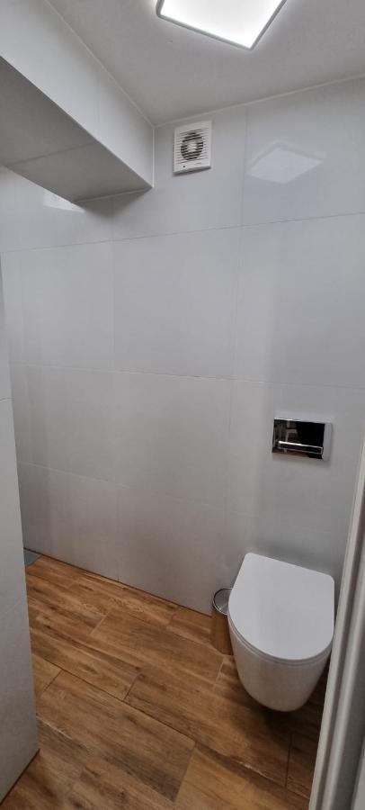 Tatarak Domki Na Mazurach - Apartament Z Duzym Tarasem Nad Jeziorem Walpusz Stare Kiejkuty Exterior foto